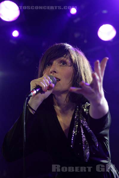 SARAH BLASKO - 2010-04-01 - PARIS - La Maroquinerie - 